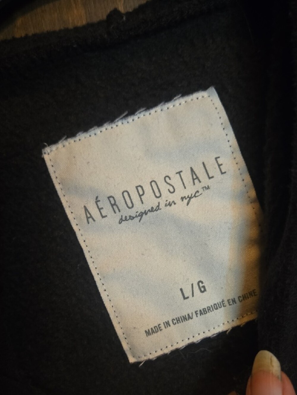 Aeropostale Black Hoodie with White Label - Picture 2 of 3